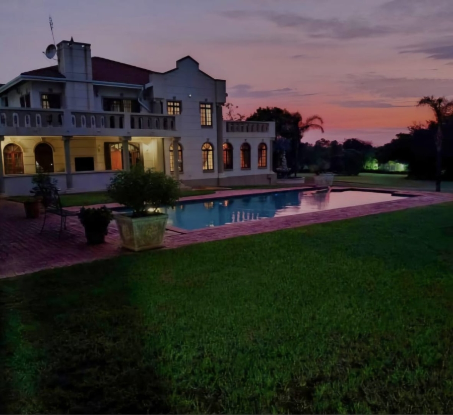 4 Bedroom Property for Sale in Wilkoppies North West